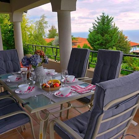 Вила Афина - Villa Afina Balcsik Kültér fotó